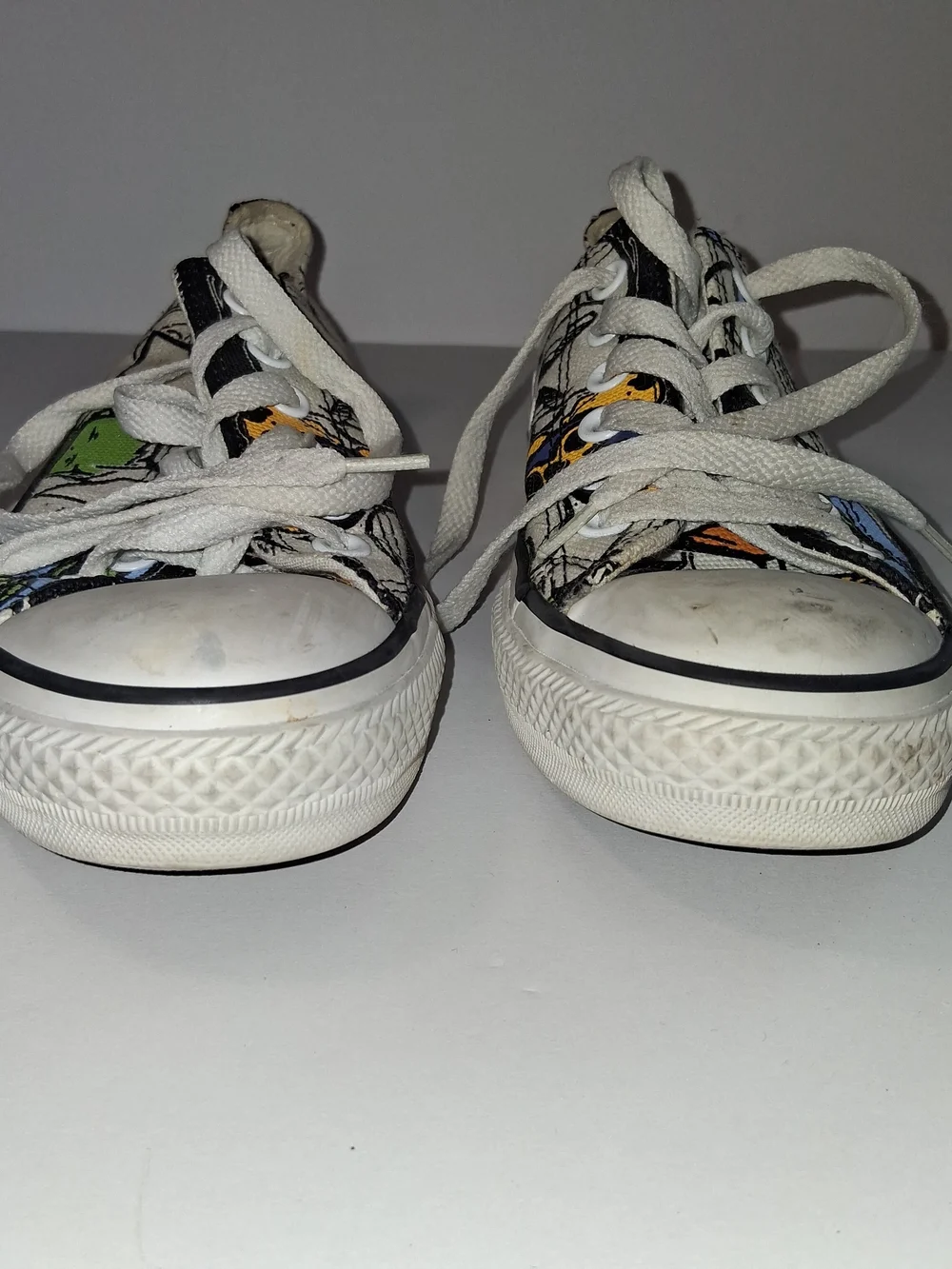 CONVERSE ALL STAR Canvas Sneakers in White with Graphics KidsYouth Size 4.5